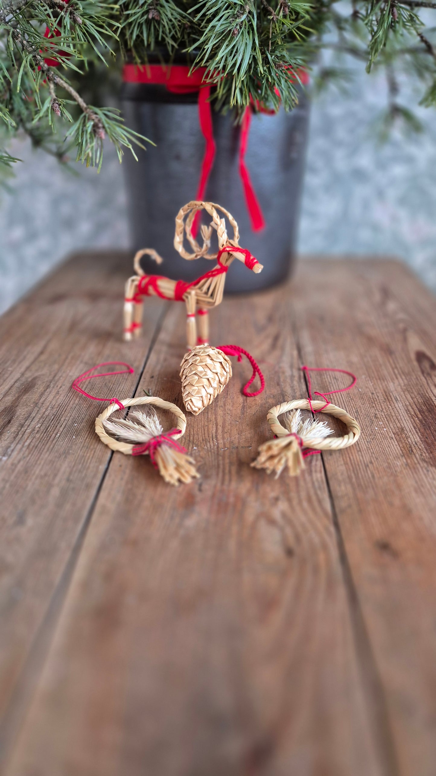 Julhängen i halm - Julbock