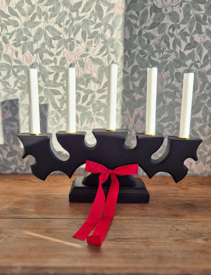 Ljusstake i trä - svart