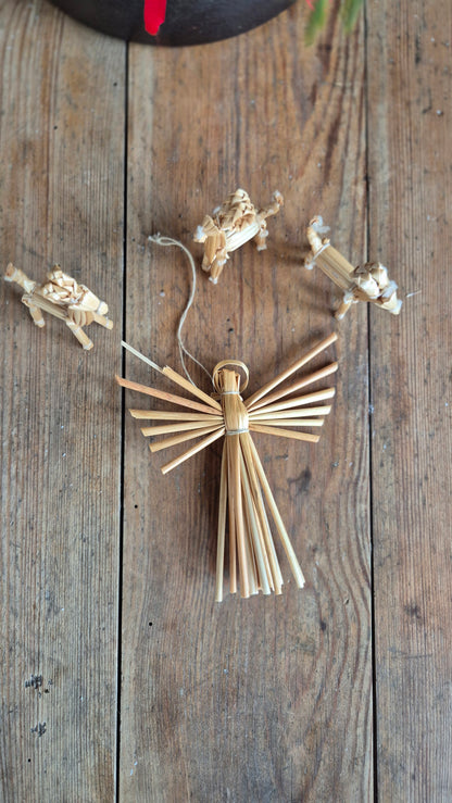 Julhängen i halm - Ängel