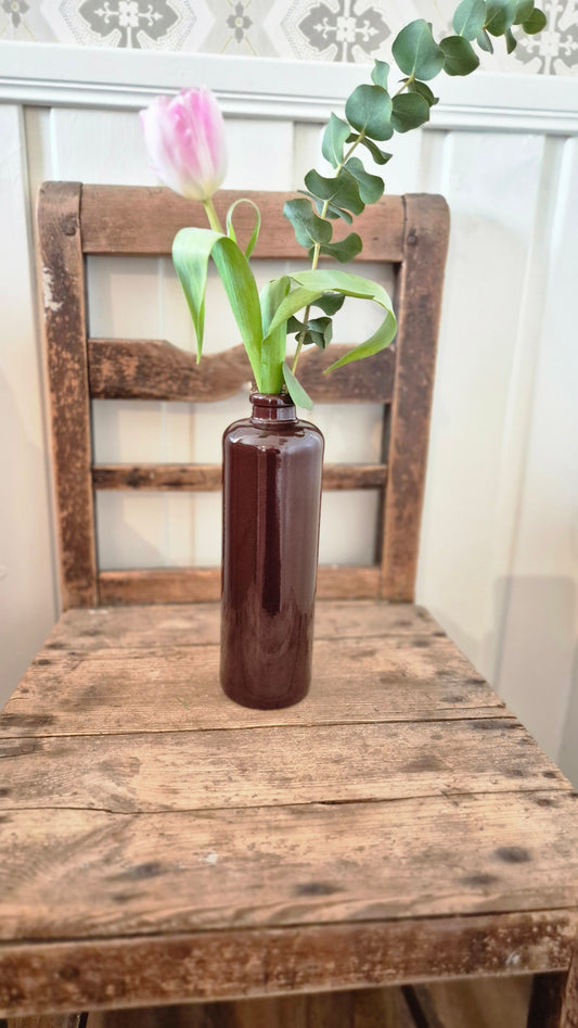 Brun vas i keramik - Cylinderformad